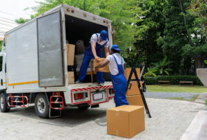 Apartment moving checklist - hiring movers in advance.